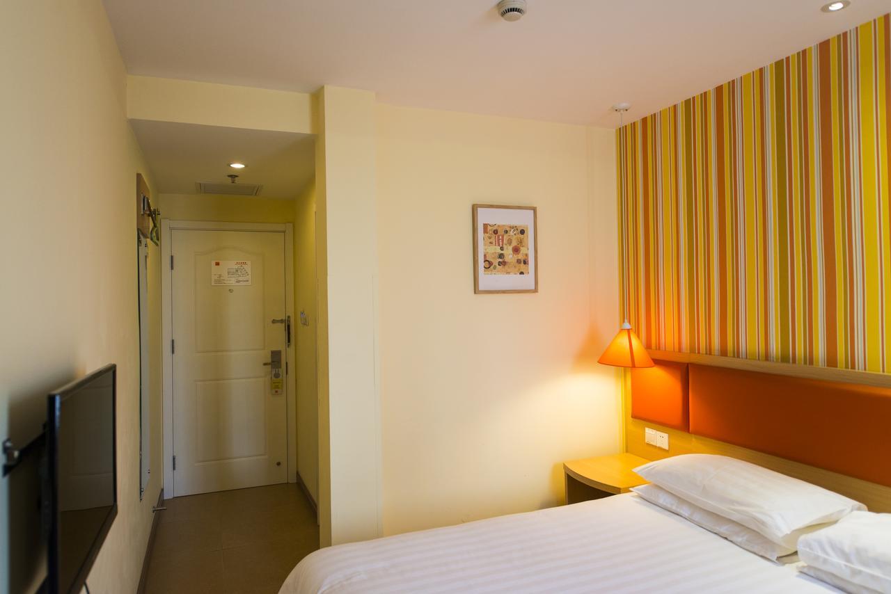Home Inn Chongqing Nanping Pedestrian Street Branch المظهر الخارجي الصورة